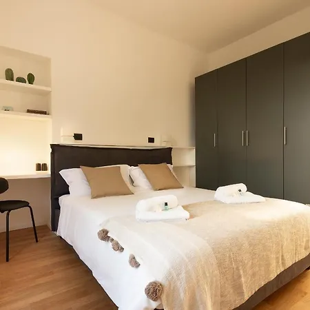 Hl Apartment - Darsena, Navigli Milano, Via Torino Exterior photo